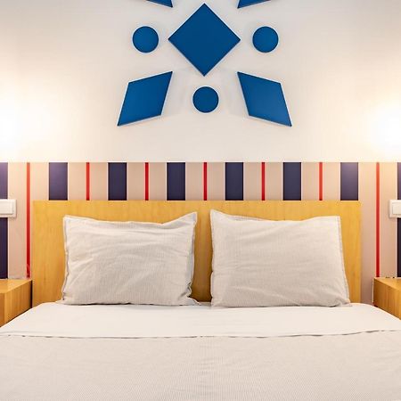 Viva Trindade Downtown Apartment Porto Bagian luar foto
