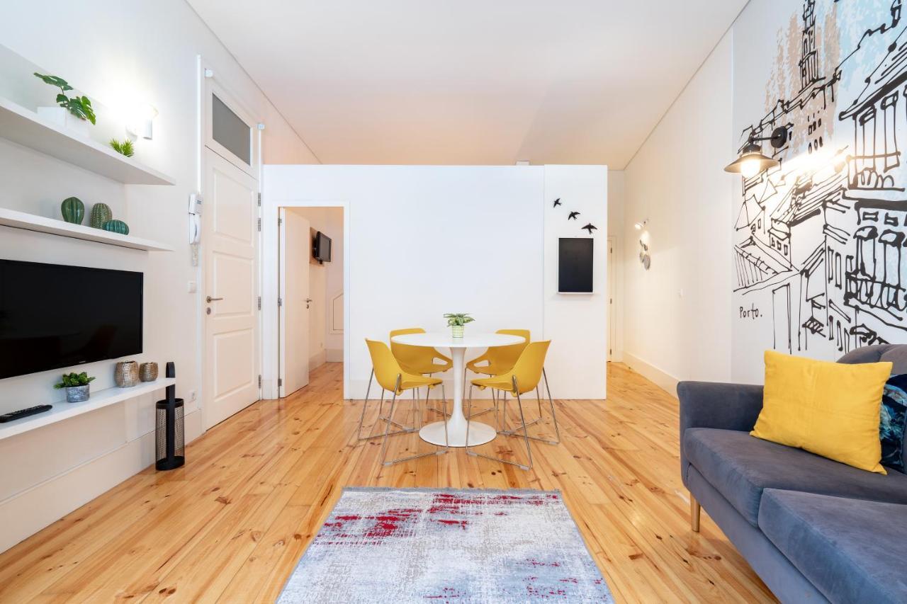 Viva Trindade Downtown Apartment Porto Bagian luar foto